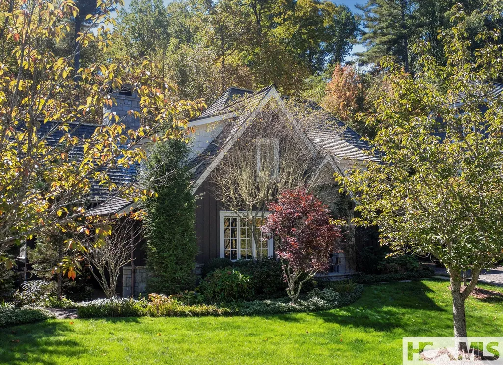 107 Old Edwards Circle Highlands NC 28741