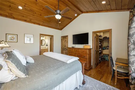 1455 Trays Island Road Sapphire NC 28774