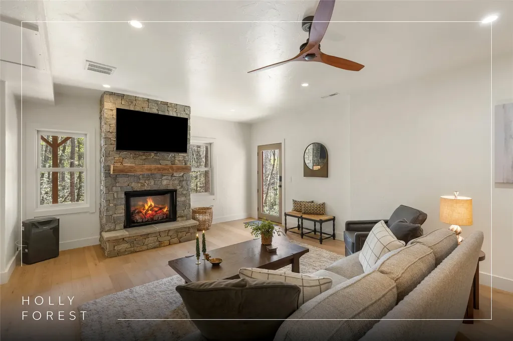 132 Azalea Court Sapphire NC 28774