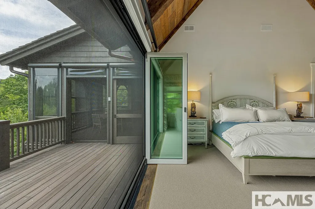 2068 High Mountain Drive Cashiers NC 28717