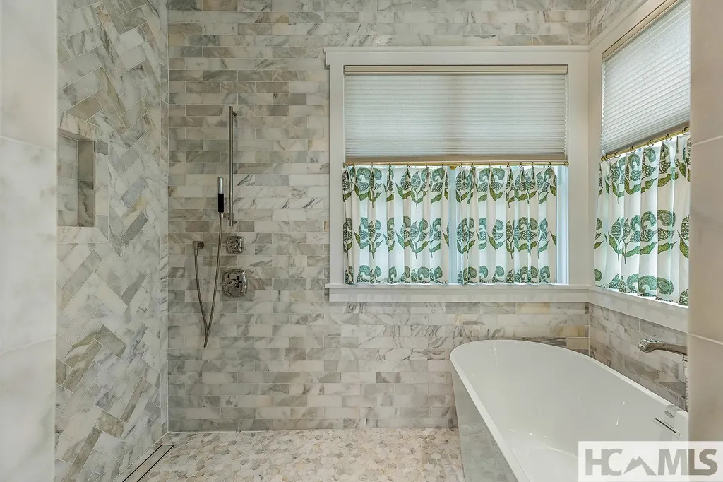 2068 High Mountain Drive Cashiers NC 28717