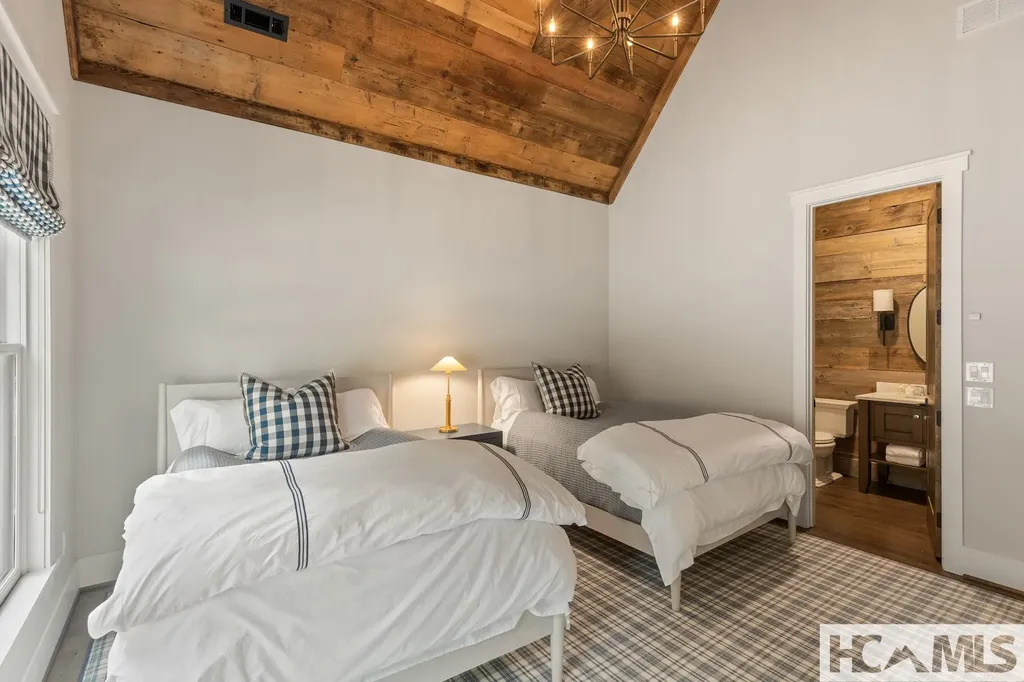 2068 High Mountain Drive Cashiers NC 28717