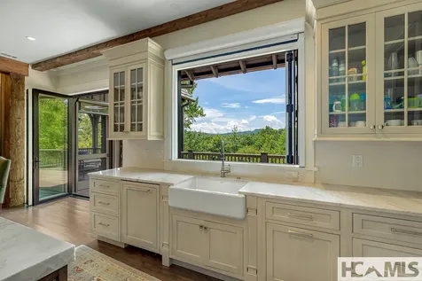 2068 High Mountain Drive Cashiers NC 28717