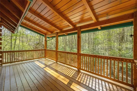 867 Buckberry Drive Sapphire NC 28774