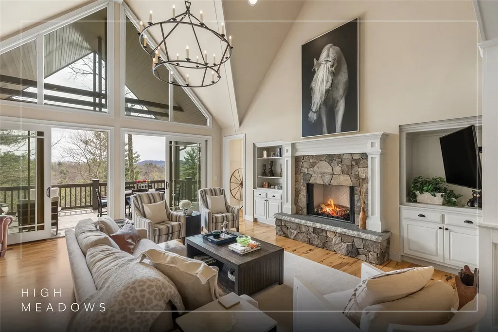 401 Meadowcrest Drive Cashiers NC 28717