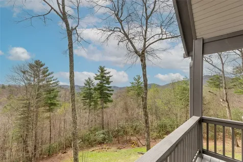 401 Meadowcrest Drive Cashiers NC 28717