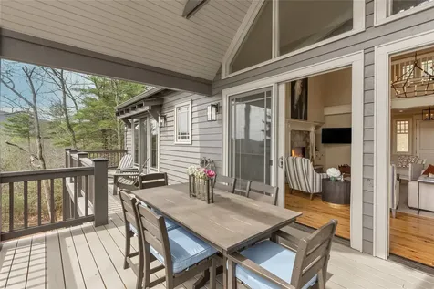 401 Meadowcrest Drive Cashiers NC 28717