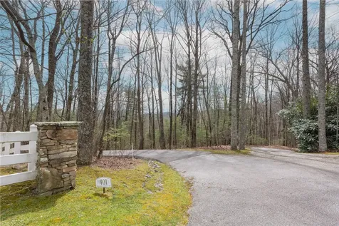 401 Meadowcrest Drive Cashiers NC 28717