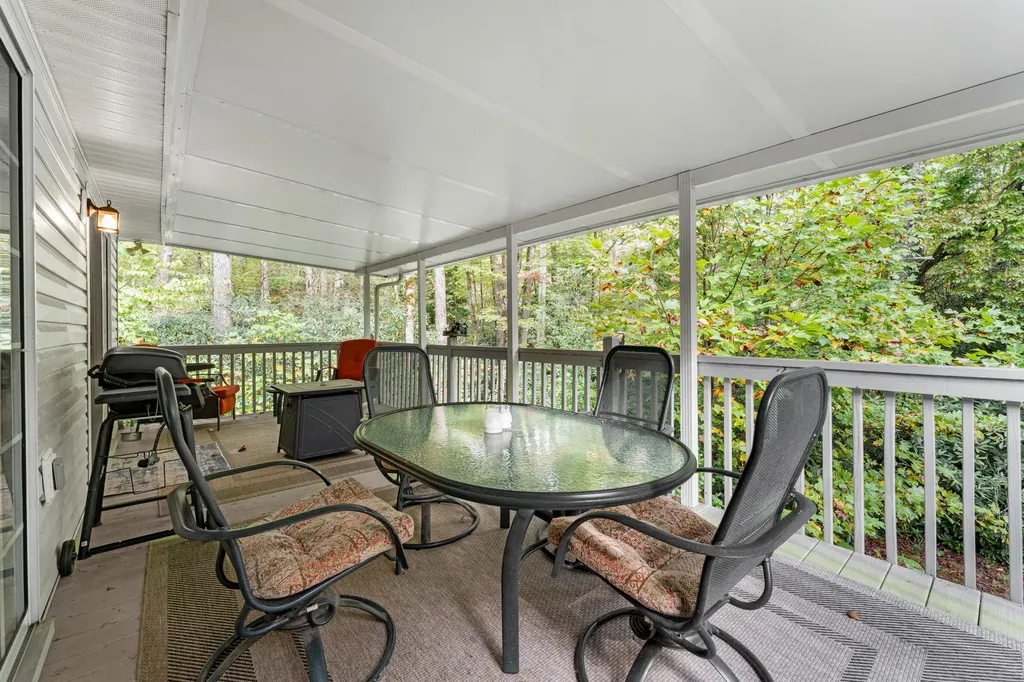115 Juniper Court Sapphire NC 28774