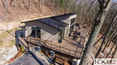 27 Shortoff Spring Road Highlands NC 28741