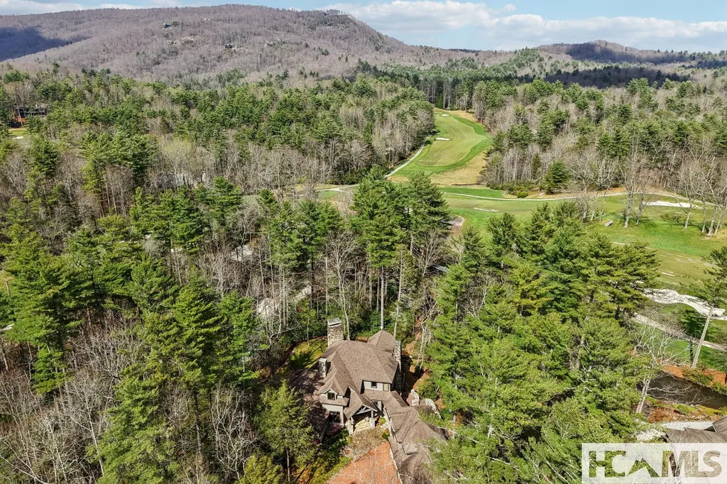 46 Mills Creek Drive Lake Toxaway NC 28747