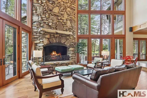 46 Mills Creek Drive Lake Toxaway NC 28747