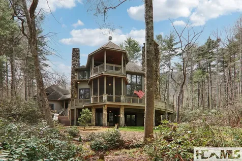 46 Mills Creek Drive Lake Toxaway NC 28747