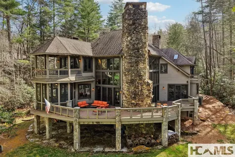 46 Mills Creek Drive Lake Toxaway NC 28747