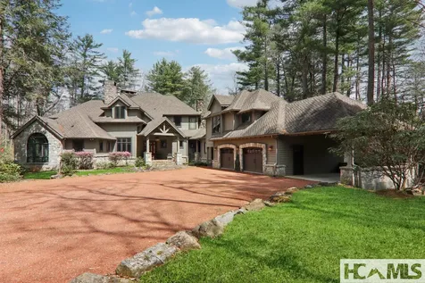 46 Mills Creek Drive Lake Toxaway NC 28747