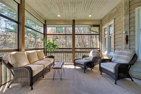 207D Turning Leaf Lane Highlands NC 28741