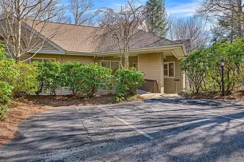 207D Turning Leaf Lane Highlands NC 28741