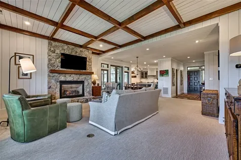 207D Turning Leaf Lane Highlands NC 28741