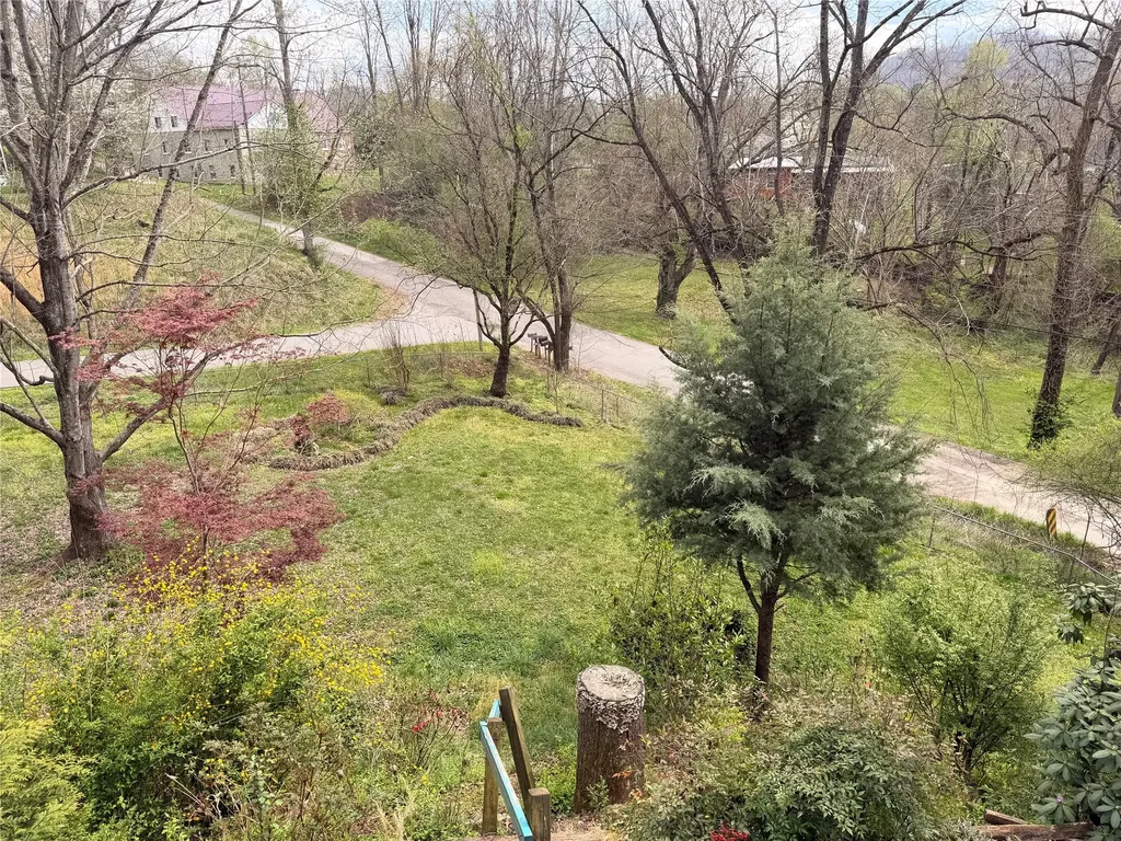29 Regal Avenue Sylva NC 28779