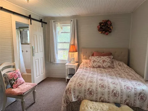 29 Regal Avenue Sylva NC 28779