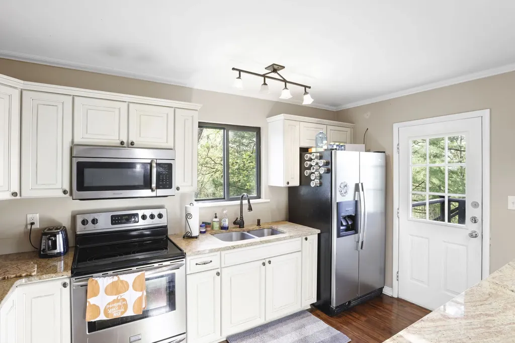 78 Highland Drive Lake Toxaway NC 28747