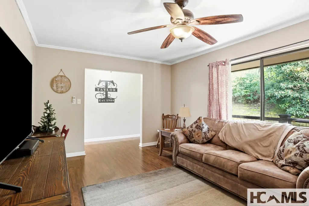 78 Highland Drive Lake Toxaway NC 28747