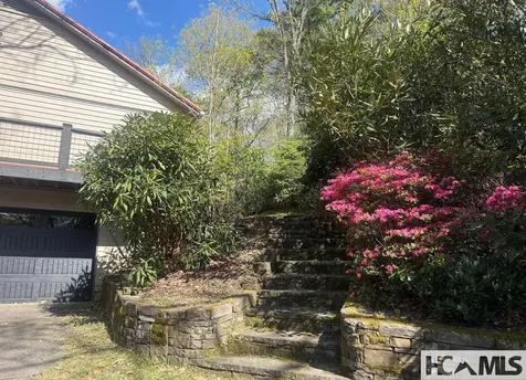 78 Highland Drive Lake Toxaway NC 28747