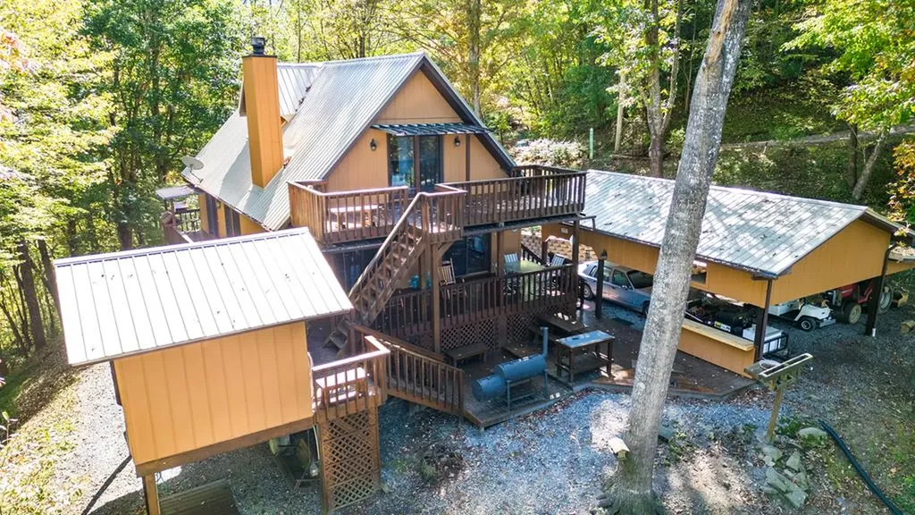 494 Lazy Lane Whittier NC 28789