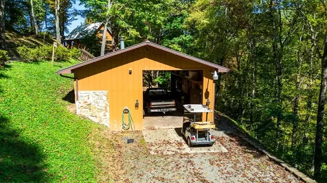494 Lazy Lane Whittier NC 28789