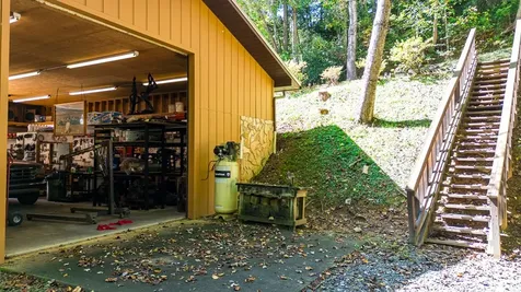 494 Lazy Lane Whittier NC 28789