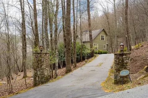 15 Equine Drive Sapphire NC 28774