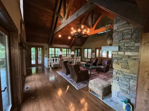9 Old Forester Trail Cullowhee NC 28723