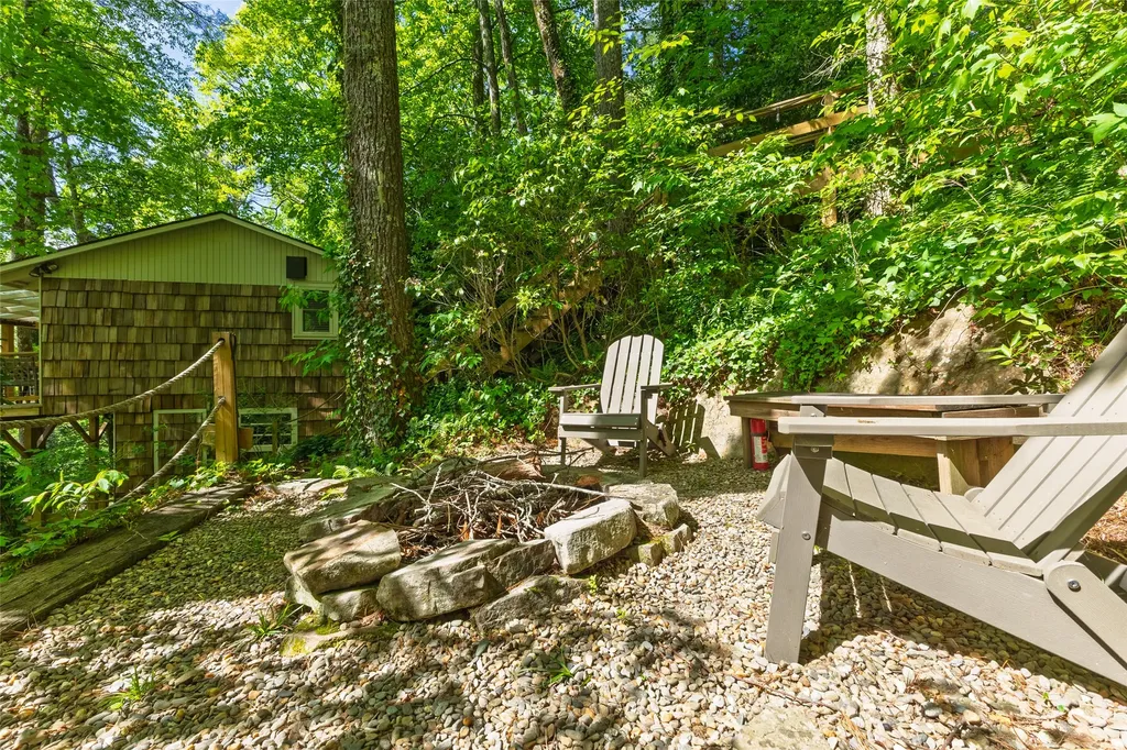 205 Chowan Drive Highlands NC 28741