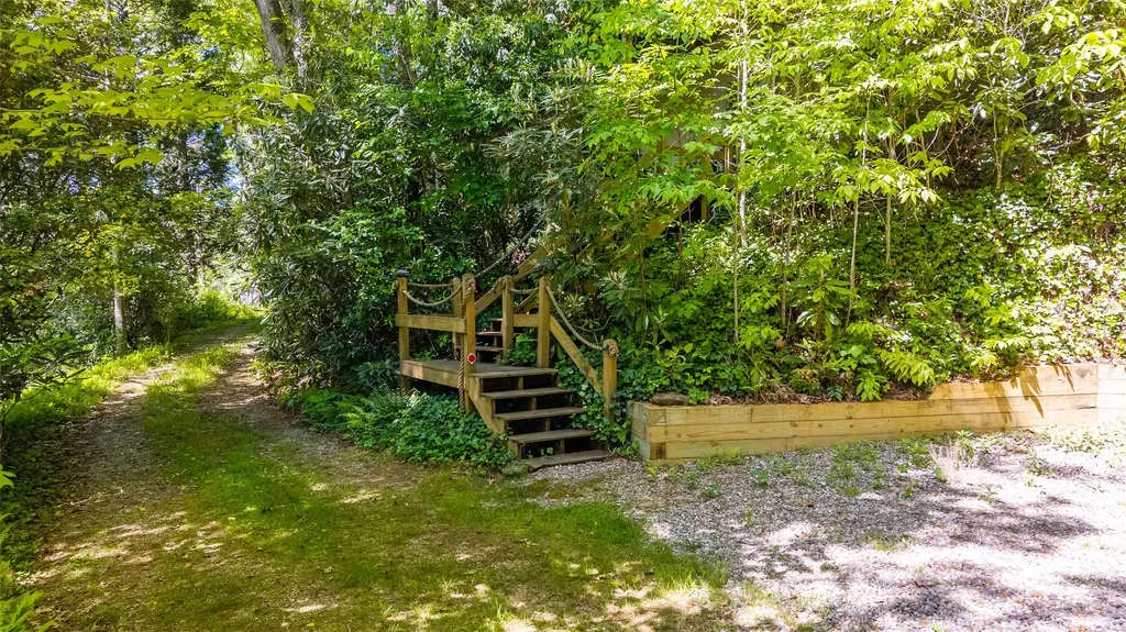 205 Chowan Drive Highlands NC 28741