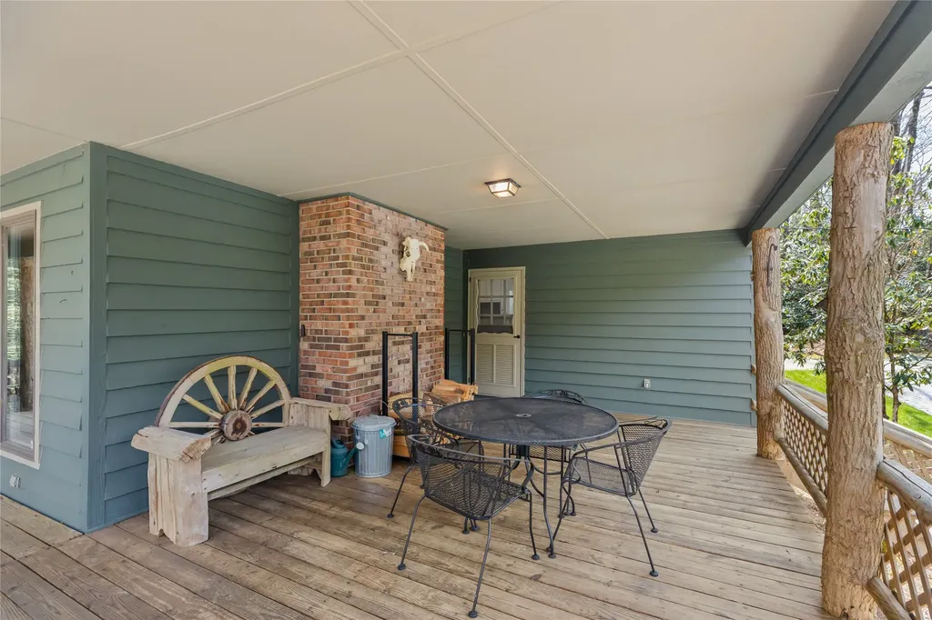 255 Turtle Pond Road Highlands NC 28741