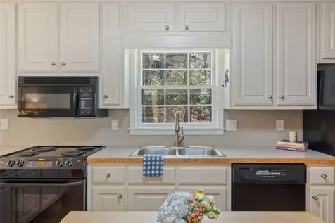 255 Turtle Pond Road Highlands NC 28741