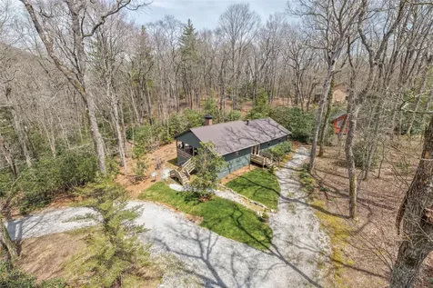 255 Turtle Pond Road Highlands NC 28741