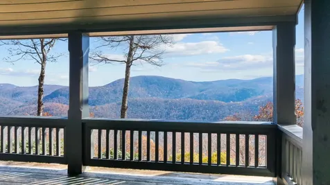 1764 Retreat Lane Highlands NC 28741