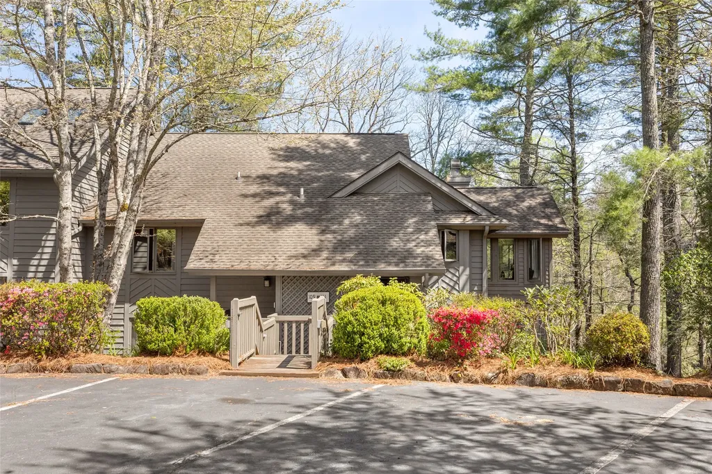 111 River Park Villas Drive Sapphire NC 28774