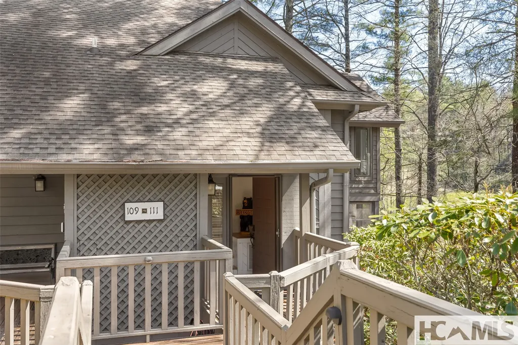 111 River Park Villas Drive Sapphire NC 28774