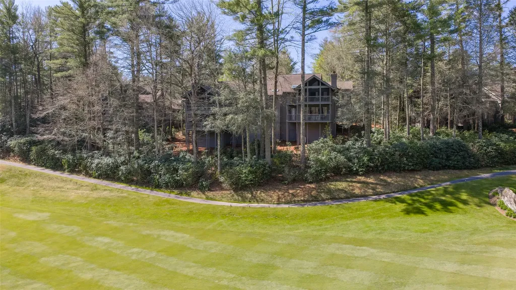 111 River Park Villas Drive Sapphire NC 28774