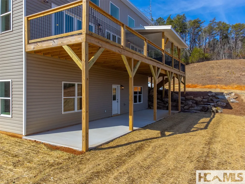 1012 Sols Creek Church Road Tuckasegee NC 28783