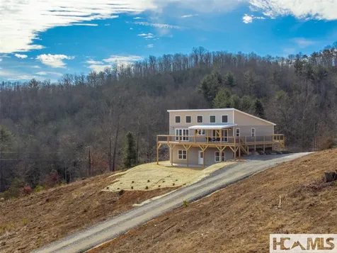1012 Sols Creek Church Road Tuckasegee NC 28783