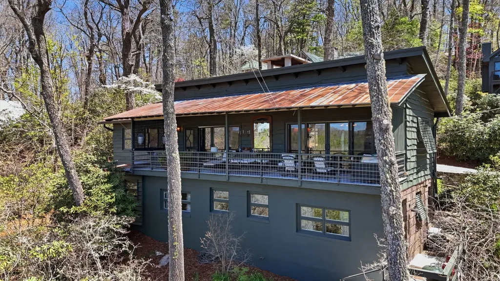172 Dogwood Drive Highlands NC 28741