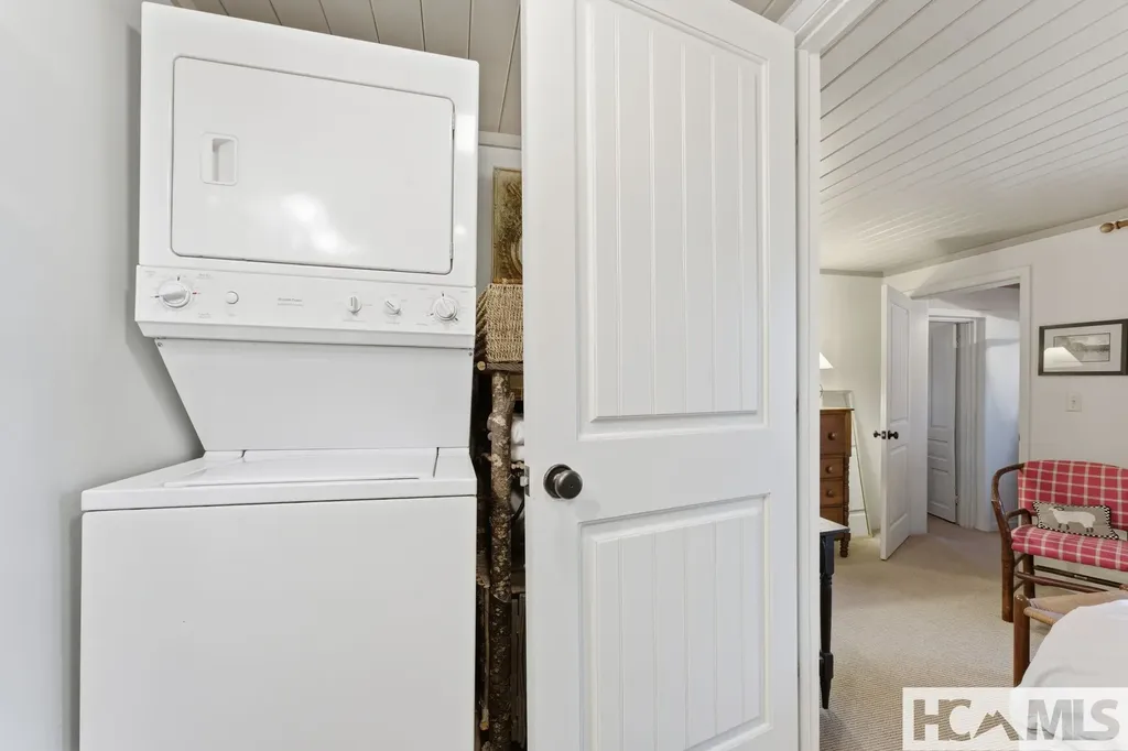 172 Dogwood Drive Highlands NC 28741