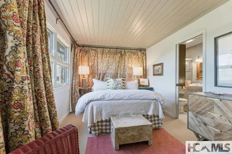 172 Dogwood Drive Highlands NC 28741