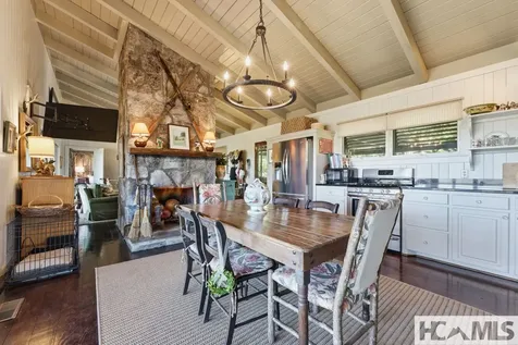 172 Dogwood Drive Highlands NC 28741