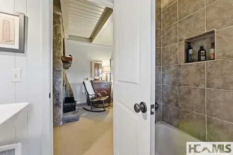 172 Dogwood Drive Highlands NC 28741