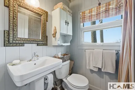 172 Dogwood Drive Highlands NC 28741
