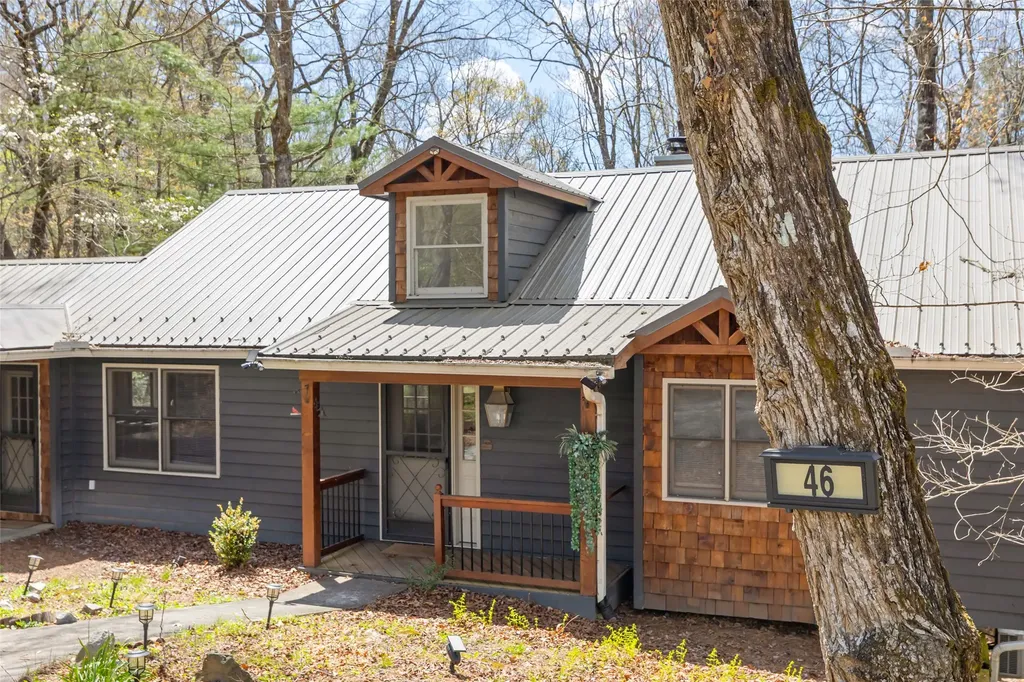 46 Poplar Court Sapphire NC 28774